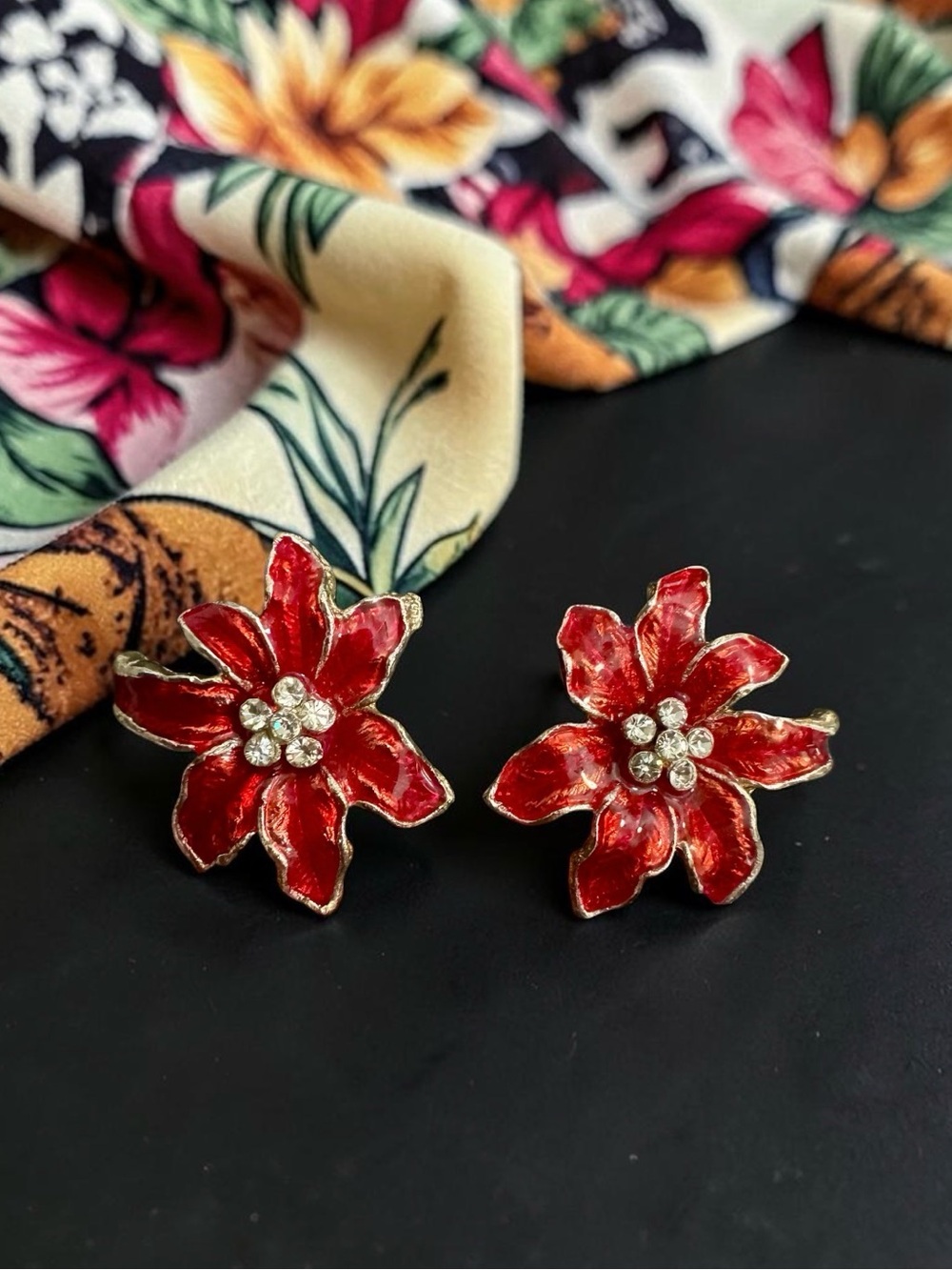Vintage Red Poinsettia Floral Clip On Earrings